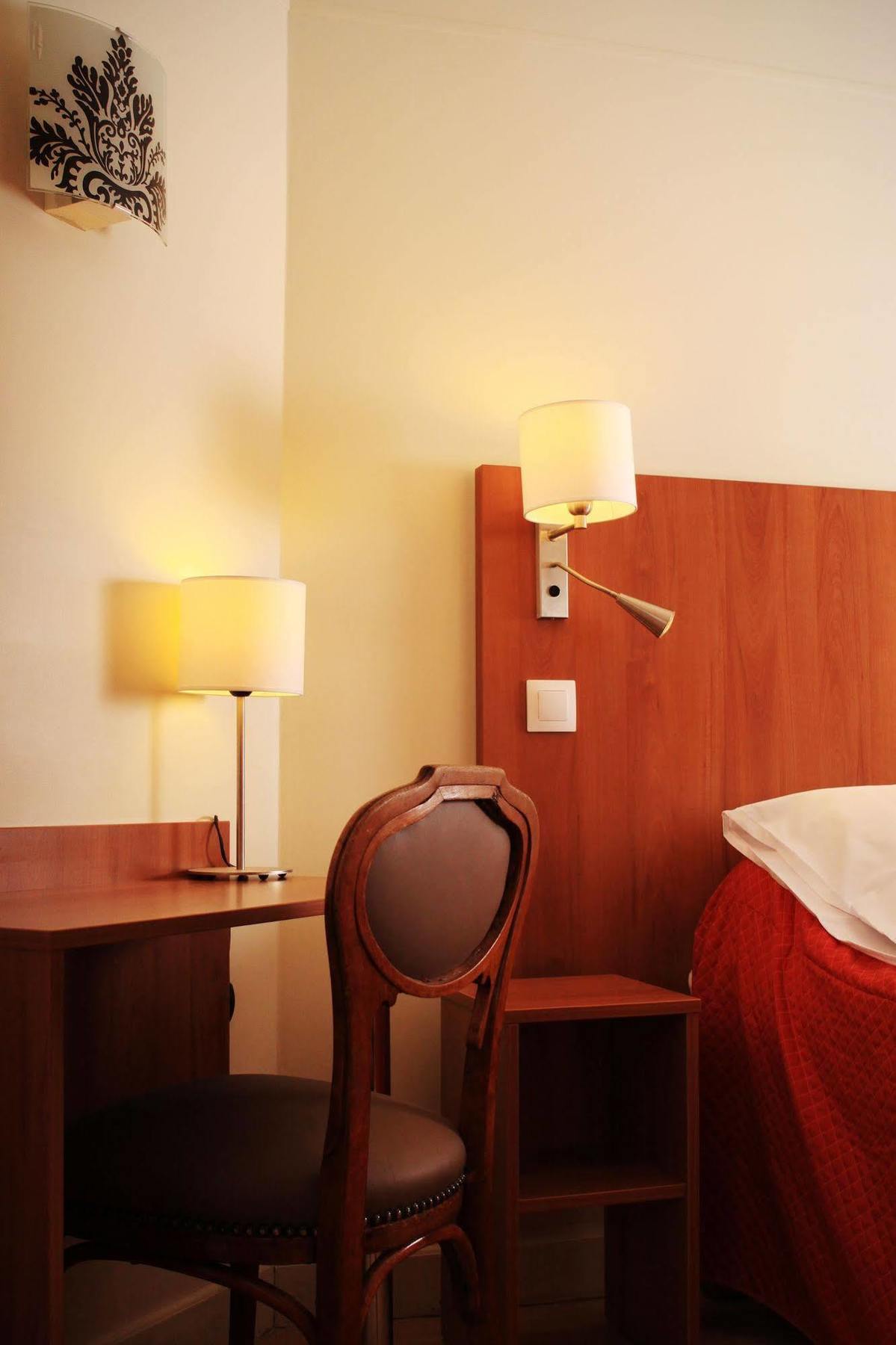 Hôtel Marignan Paris Extérieur photo